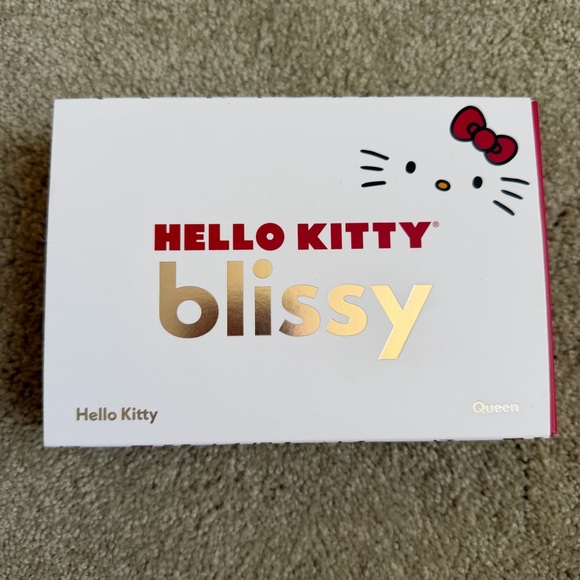 Hello Kitty Blissy Pillowcase Empty Gift Box Storage Organizer Jewelry Box Small - Picture 3 of 7